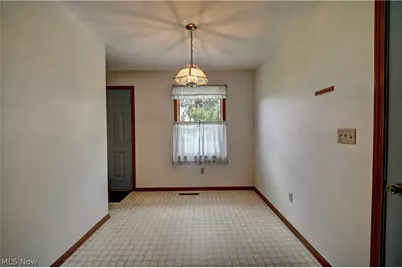445 N George Street, West Lafayette, OH 43845 - Photo 4