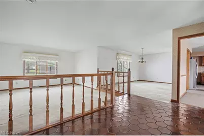 8625 Four Seasons Trail, Poland, OH 44514 - Photo 6