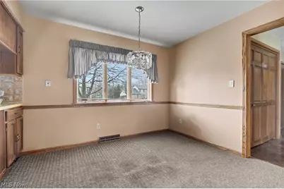 8625 Four Seasons Trail, Poland, OH 44514 - Photo 8