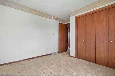 8625 Four Seasons Trail, Poland, OH 44514 - Photo 24