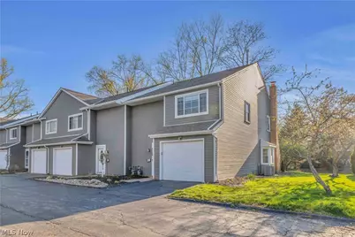 1748 Walnut Lane #32, Rocky River, OH 44116 - Photo 2