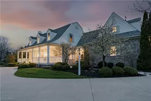 4165 Fox Meadow Dr, Medina, OH 44256 - Photo 2