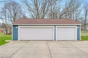 252 Indianola Rd, Youngstown, OH 44512 - Photo 10