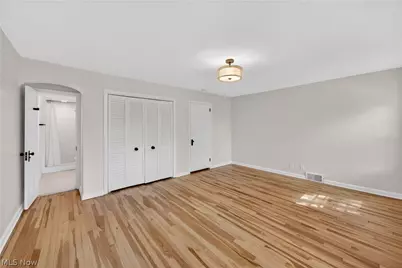 2561 Charney Road, University Heights, OH 44118 - Photo 24