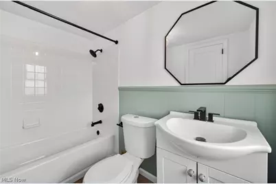 2561 Charney Road, University Heights, OH 44118 - Photo 38