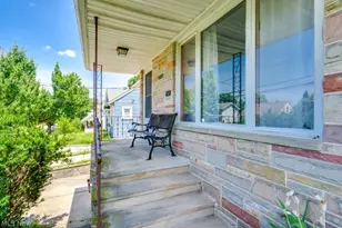 1089 Dayton St, Akron, OH 44310 - Photo 2