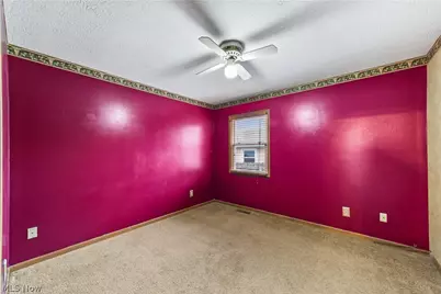 3869 Dayton Avenue, Lorain, OH 44052 - Photo 24