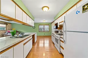 3869 Dayton Ave, Lorain, OH 44052 - Photo 6