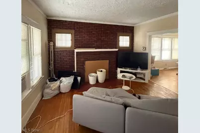 622 Middle Avenue, Elyria, OH 44035 - Photo 8