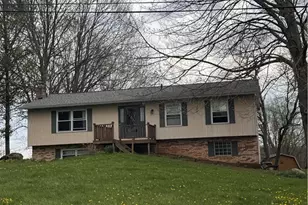 8844 Lost Trail Ave NE, Canton, OH 44721 - Photo 2