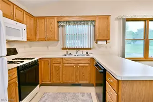 5180 Winthrop Dr, Austintown, OH 44515 - Photo 20