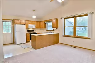 5180 Winthrop Dr, Austintown, OH 44515 - Photo 18