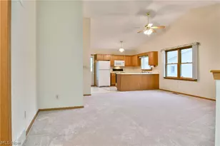 5180 Winthrop Dr, Austintown, OH 44515 - Photo 6