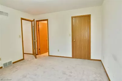 5180 Winthrop Drive, Austintown, OH 44515 - Photo 36
