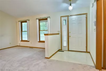 5180 Winthrop Drive, Austintown, OH 44515 - Photo 8