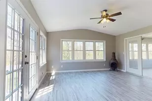 11870 Dupont Rd, Washington, WV 26181 - Photo 24