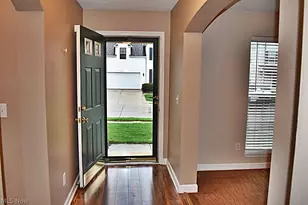 7816 Benton Ln, Hudson, OH 44236 - Photo 4
