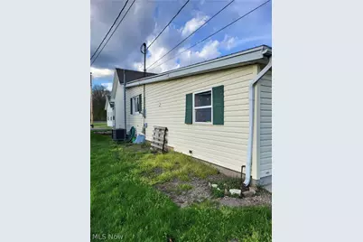 613 Marquand Avenue, Conesville, OH 43811 - Photo 16