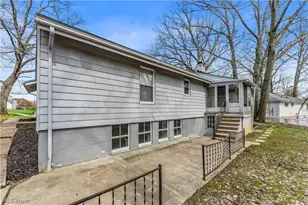 1791 Forest Dr, Euclid, OH 44117 - Photo 32