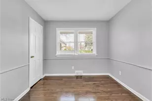 1791 Forest Dr, Euclid, OH 44117 - Photo 14
