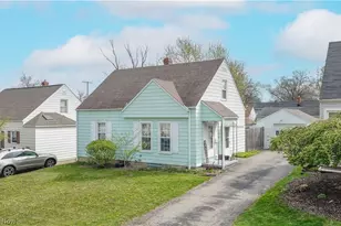 2447 24th St, Cuyahoga Falls, OH 44223 - Photo 1