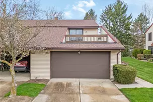 32635 Jefferson Dr, Solon, OH 44139 - Photo 2