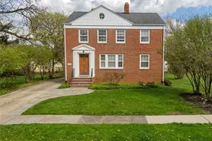 3397 Westbury Rd, Huber Heights, OH 44120 - Photo 2