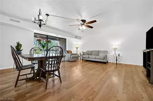 9751 Sunrise Blvd, North Royalton, OH 44133 - Photo 4