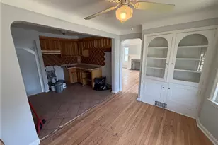 871 E 232nd St, Euclid, OH 44123 - Photo 6