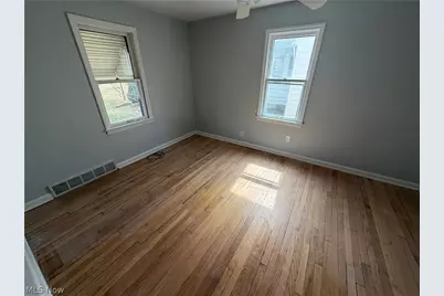 871 E 232nd Street, Euclid, OH 44123 - Photo 12
