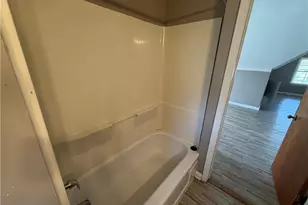 871 E 232nd St, Euclid, OH 44123 - Photo 30