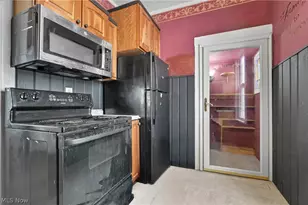 1297 W 116th St, Loveland, OH 44102 - Photo 4