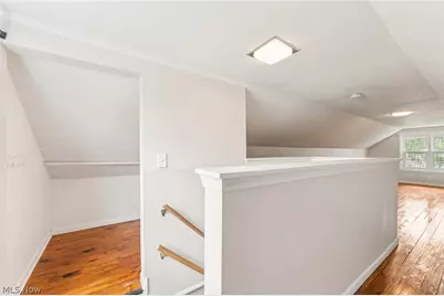 9340 Avery Road, Grandview Heights, OH 44147 - Photo 12