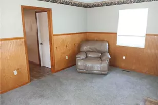 105 Newbanks Rd, Parkersburg, WV 26104 - Photo 8