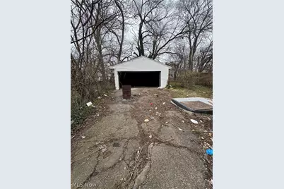 9809 Marah Avenue, Loveland, OH 44104 - Photo 4