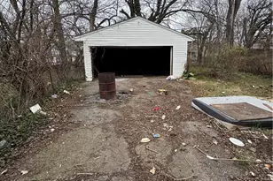 9809 Marah Ave, Loveland, OH 44104 - Photo 4