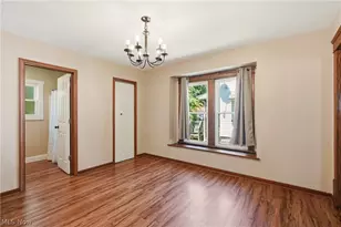1026 Collinwood Ave, Akron, OH 44310 - Photo 8