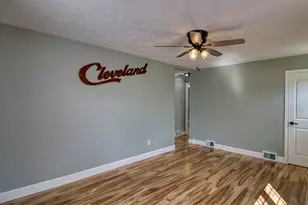 5706 Virginia Ave, Parma, OH 44129 - Photo 4