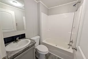 135 Kenny Brook Ln, Elyria, OH 44035 - Photo 8