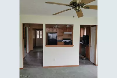 302 W Glen, Elyria, OH 44035 - Photo 4