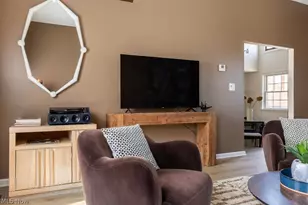 4210 Clinton Ave, Loveland, OH 44113 - Photo 6