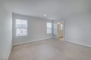 36270 Lands End Dr, North Ridgeville, OH 44039 - Photo 14