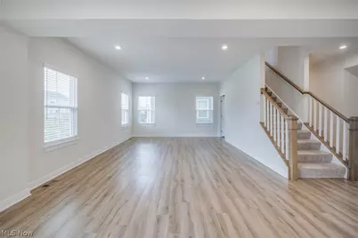 36270 Lands End Drive, North Ridgeville, OH 44039 - Photo 10