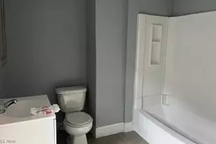 866 Main, Coshocton, OH 43812 - Photo 10