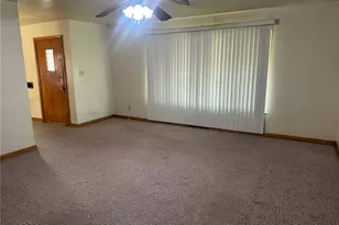 2407 36th St, Parkersburg, WV 26104 - Photo 6