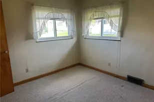 2407 36th St, Parkersburg, WV 26104 - Photo 10