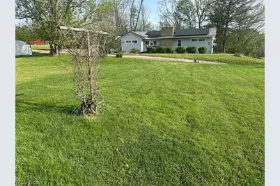2407 36th Street, Parkersburg, WV 26104 - Photo 2