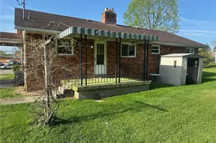 2407 36th St, Parkersburg, WV 26104 - Photo 4