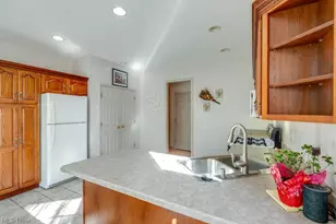 156 Penrose Ct, Elyria, OH 44035 - Photo 24