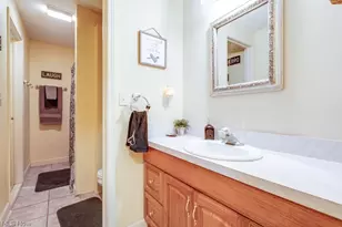 156 Penrose Ct, Elyria, OH 44035 - Photo 44